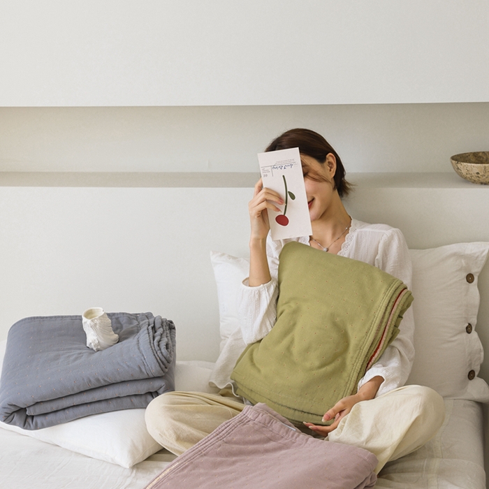 91家纺网 家纺一手货源 找家纺 朴尔家纺-毛巾被 2026春夏新款 ins风纯色双拼风全棉纯加厚超柔四层纱布毛巾被夏被夏凉被空调被 组合图仅供展示不可下单