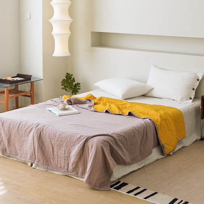 91家纺网 家纺一手货源 找家纺 朴尔家纺-毛巾被 2026春夏新款 ins风纯色双拼风全棉纯加厚超柔四层纱布毛巾被夏被夏凉被空调被 纯色双拼-奶咖配黄