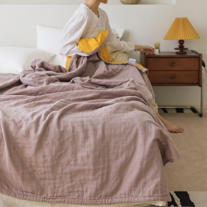 91家纺网 家纺一手货源 找家纺 朴尔家纺-毛巾被 2026春夏新款 ins风纯色双拼风全棉纯加厚超柔四层纱布毛巾被夏被夏凉被空调被 纯色双拼-奶咖配黄