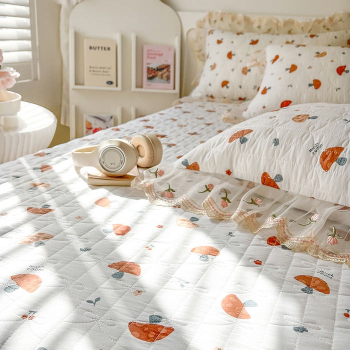 91家纺网 家纺一手货源 找家纺 网红馆（ck家纺） 2026新款水洗棉印花床笠三件套 蘑菇乐园