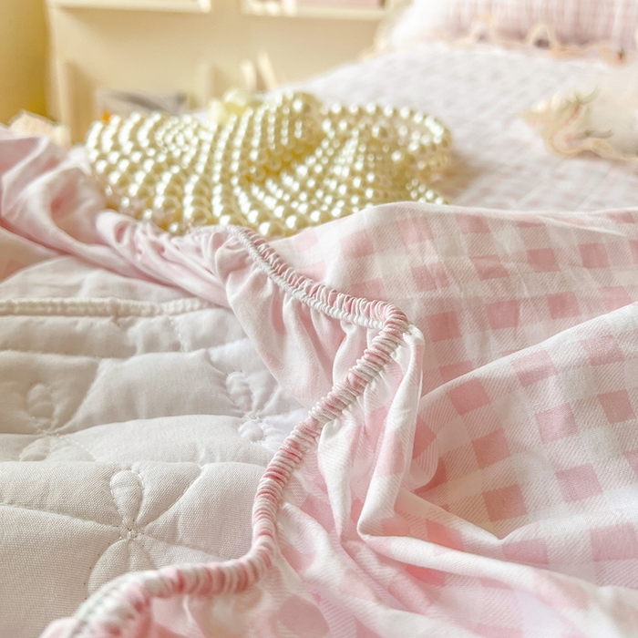 91家纺网 家纺一手货源 找家纺 网红馆（ck家纺） 2026新款水洗棉印花床笠三件套 粉格格