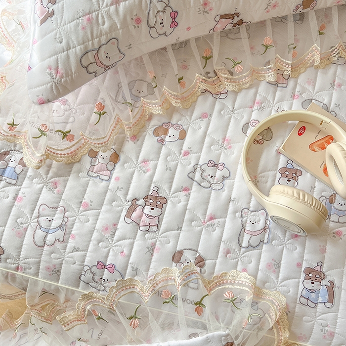 91家纺网 家纺一手货源 找家纺 网红馆（ck家纺） 2026新款水洗棉印花床笠三件套 汪汪乐园