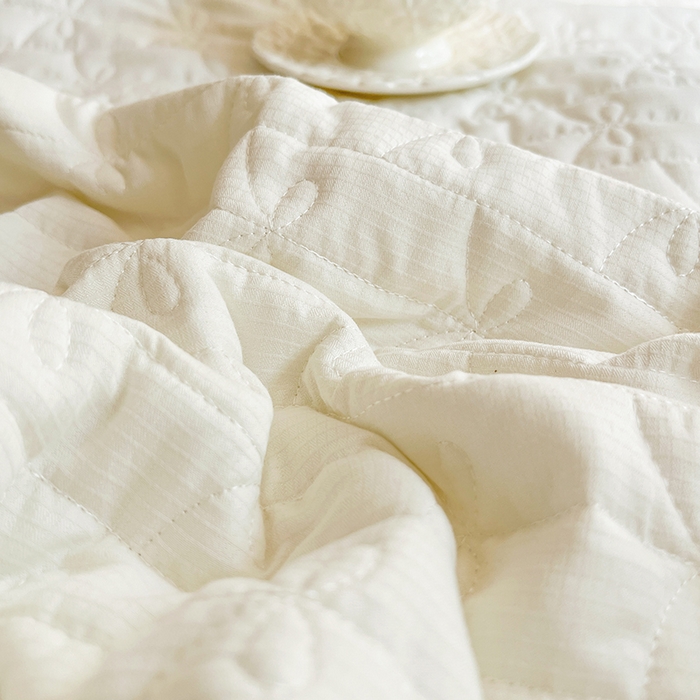 91家纺网 家纺一手货源 找家纺 网红馆（ck家纺） 2026新款喜芙棉蕾丝夹棉蜜芙蕾床笠 奶油白