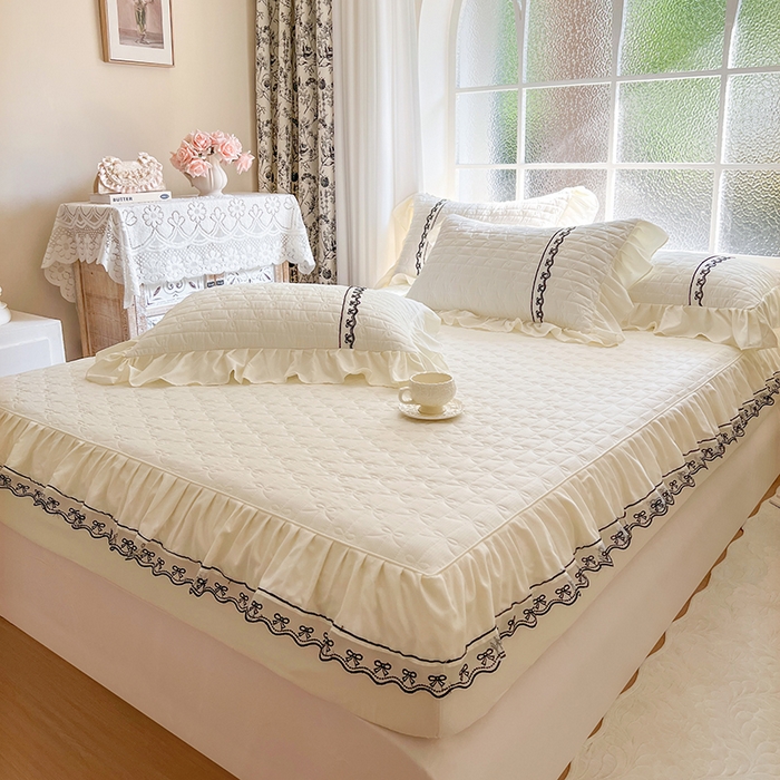 91家纺网 家纺一手货源 找家纺 网红馆（ck家纺） 2026新款喜芙棉蕾丝夹棉蜜芙蕾床笠 奶油白