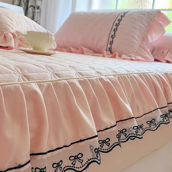 91家纺网 家纺一手货源 找家纺 网红馆（ck家纺） 2026新款喜芙棉蕾丝夹棉蜜芙蕾床笠 樱花粉