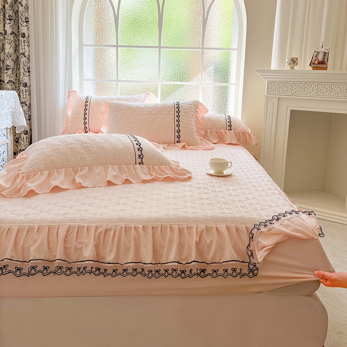 91家纺网 家纺一手货源 找家纺 网红馆（ck家纺） 2026新款喜芙棉蕾丝夹棉蜜芙蕾床笠 凝脂玉