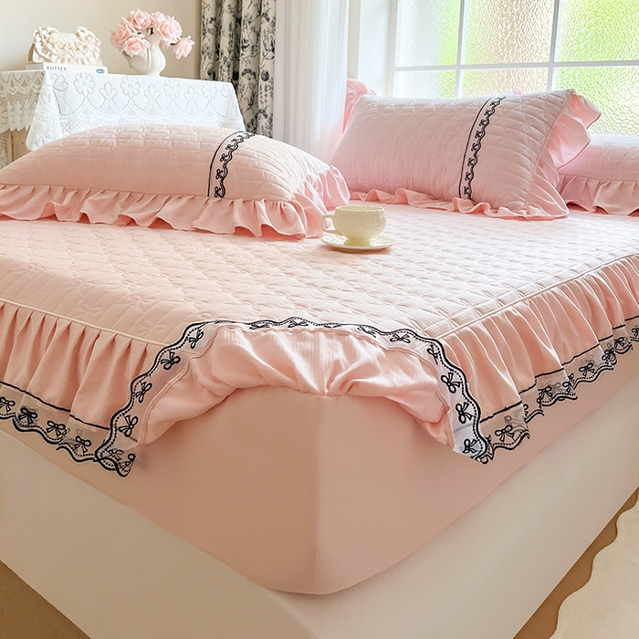 91家纺网 家纺一手货源 找家纺 网红馆（ck家纺） 2026新款喜芙棉蕾丝夹棉蜜芙蕾床笠 樱花粉