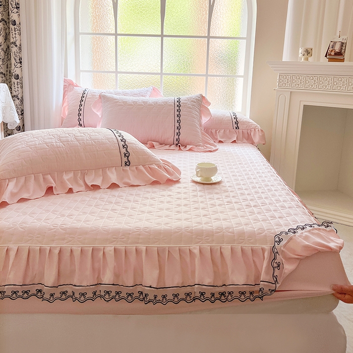 91家纺网 家纺一手货源 找家纺 网红馆（ck家纺） 2026新款喜芙棉蕾丝夹棉蜜芙蕾床笠 樱花粉