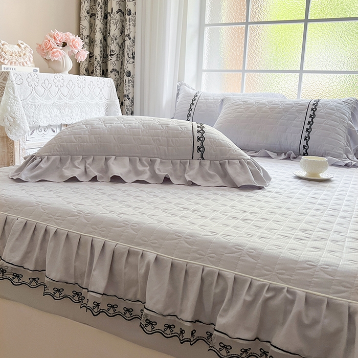 91家纺网 家纺一手货源 找家纺 网红馆（ck家纺） 2026新款喜芙棉蕾丝夹棉蜜芙蕾床笠 雾灰