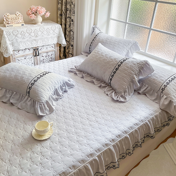 91家纺网 家纺一手货源 找家纺 网红馆（ck家纺） 2026新款喜芙棉蕾丝夹棉蜜芙蕾床笠 雾灰