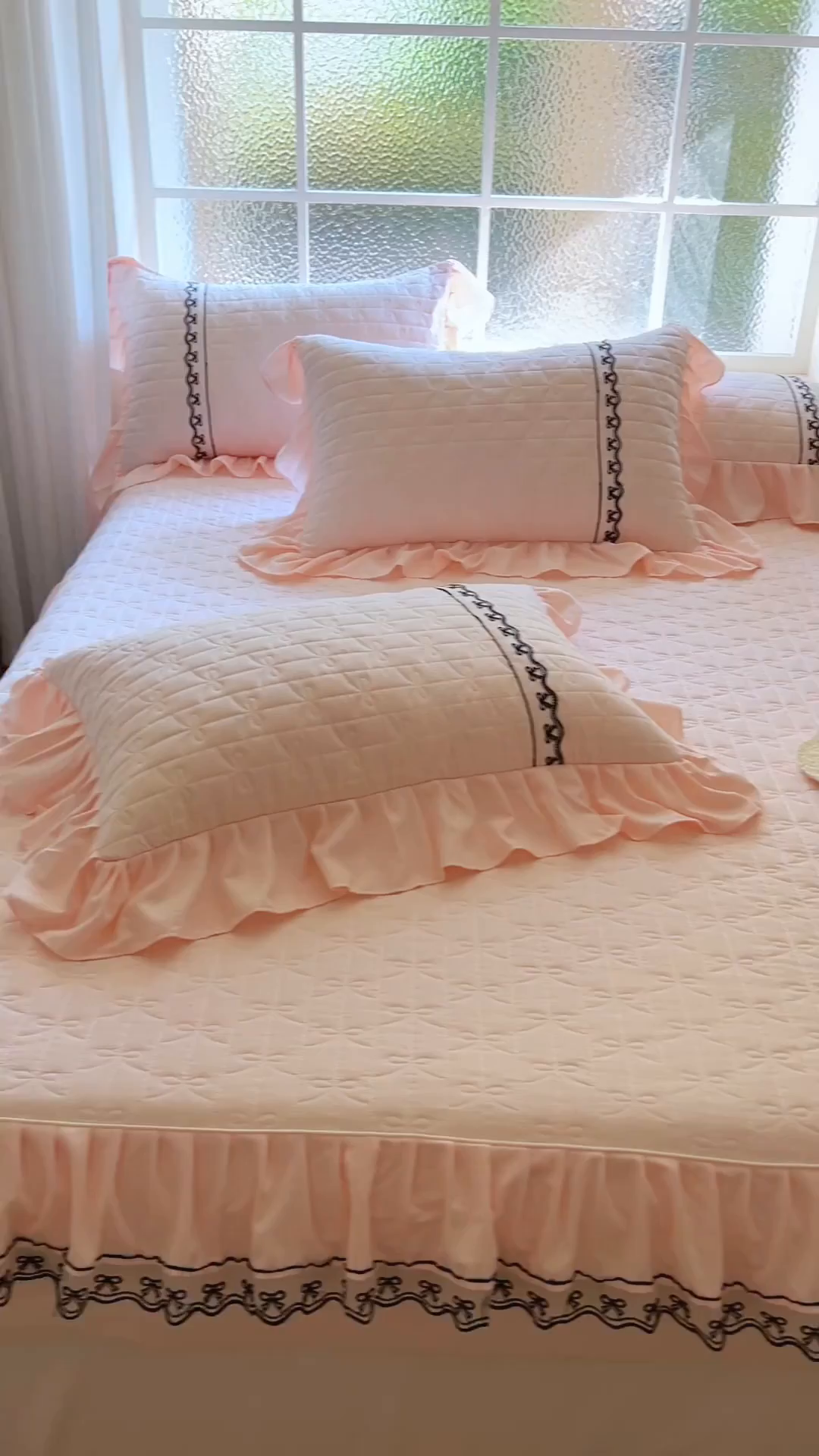 91家纺网 家纺一手货源 找家纺 网红馆（ck家纺） 2026新款喜芙棉蕾丝夹棉蜜芙蕾床笠 凝脂玉