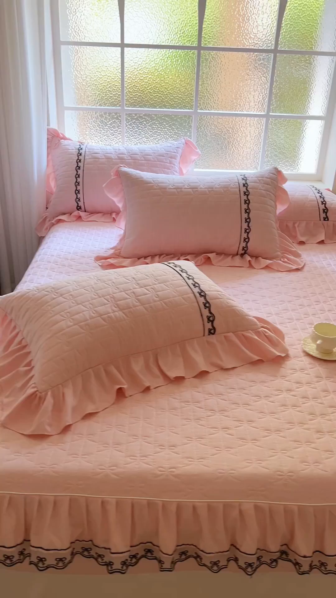 91家纺网 家纺一手货源 找家纺 网红馆（ck家纺） 2026新款喜芙棉蕾丝夹棉蜜芙蕾床笠 樱花粉