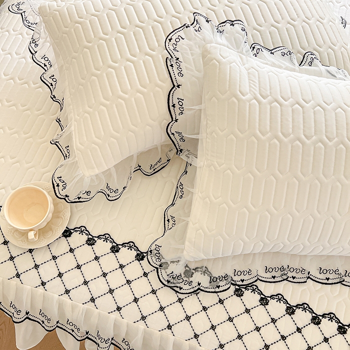 91家纺网 家纺一手货源 找家纺 网红馆（ck家纺） 2026新款凉感丝床笠式床裙乳胶凉席三件套-露娜 露娜-白