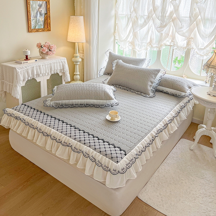 91家纺网 家纺一手货源 找家纺 网红馆（ck家纺） 2026新款凉感丝床笠式床裙乳胶凉席三件套-露娜 露娜-灰