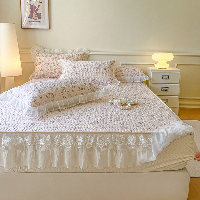 91家纺网 家纺一手货源 找家纺 网红馆（ck家纺） 2026新款凉感丝床笠式床裙款乳胶乳印花凉席 花样年华 粉