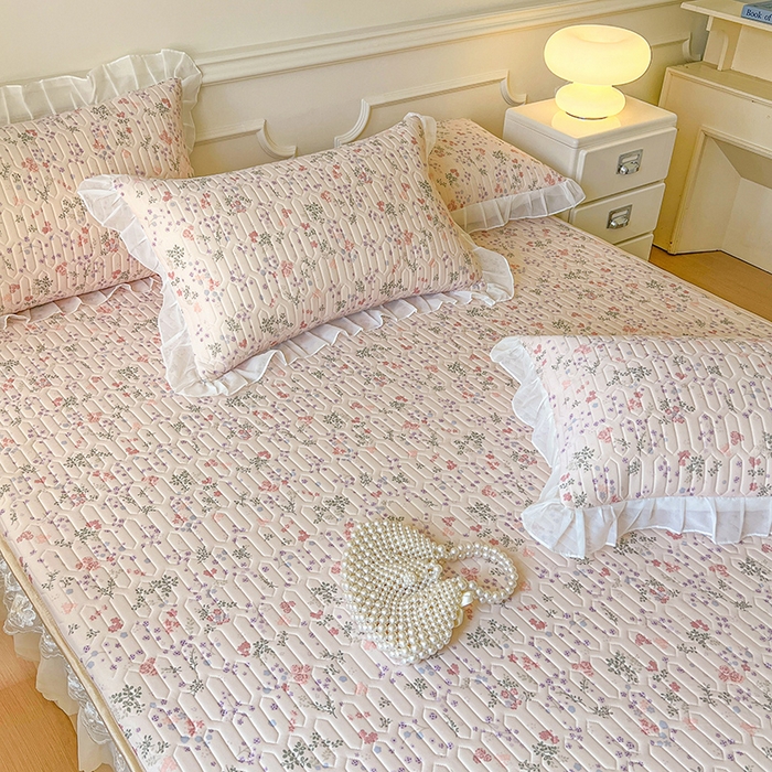 91家纺网 家纺一手货源 找家纺 网红馆（ck家纺） 2026新款凉感丝床笠式床裙款乳胶乳印花凉席 花样年华 粉