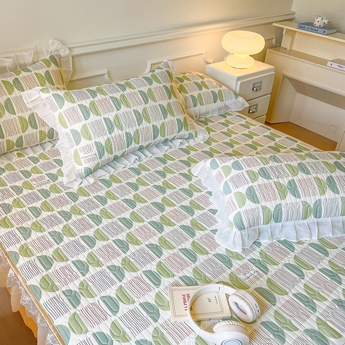 91家纺网 家纺一手货源 找家纺 网红馆（ck家纺） 2026新款凉感丝床笠式床裙款乳胶乳印花凉席 圆梦 绿