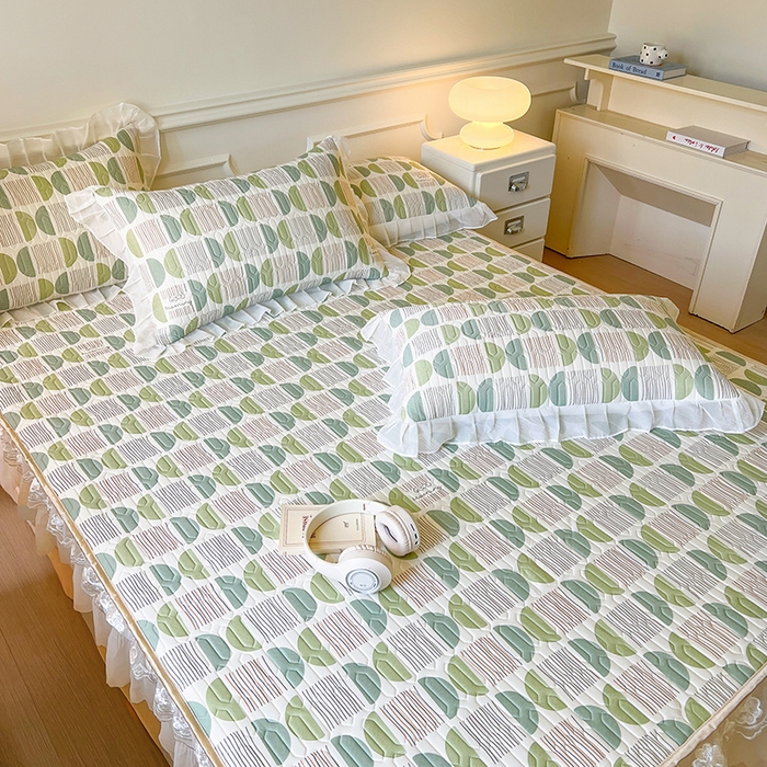 91家纺网 家纺一手货源 找家纺 网红馆（ck家纺） 2026新款凉感丝床笠式床裙款乳胶乳印花凉席 圆梦 绿