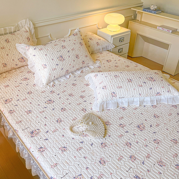 91家纺网 家纺一手货源 找家纺 网红馆（ck家纺） 2026新款凉感丝床笠式床裙款乳胶乳印花凉席 艺梦  粉