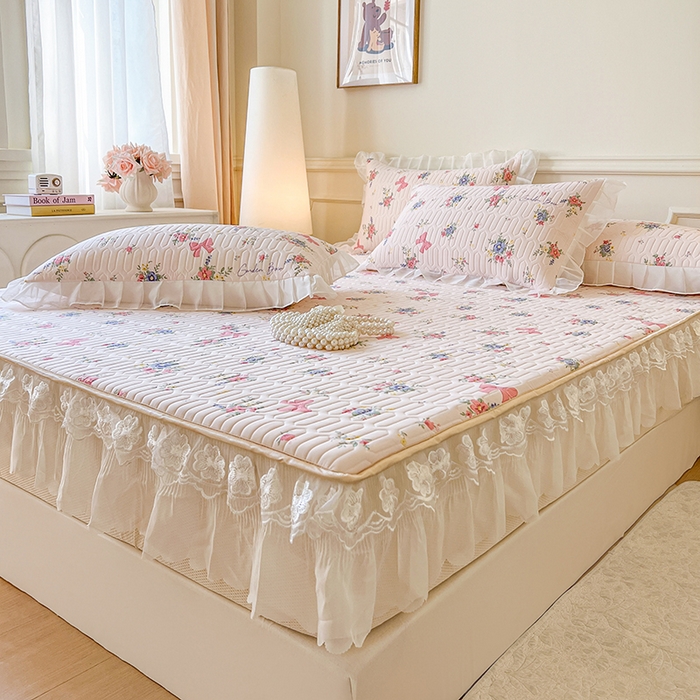 91家纺网 家纺一手货源 找家纺 网红馆（ck家纺） 2026新款凉感丝床笠式床裙款乳胶乳印花凉席 蝴蝶花语 粉