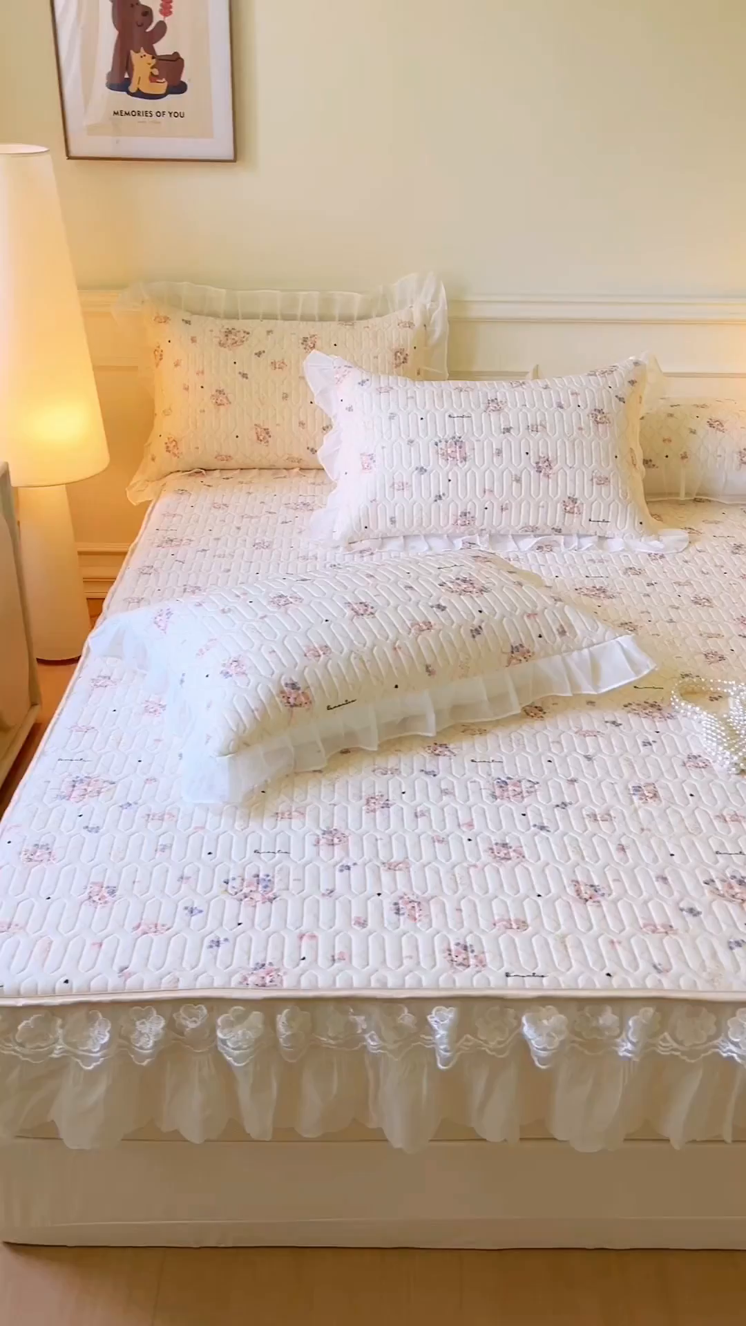 91家纺网 家纺一手货源 找家纺 网红馆（ck家纺） 2026新款凉感丝床笠式床裙款乳胶乳印花凉席 艺梦  粉