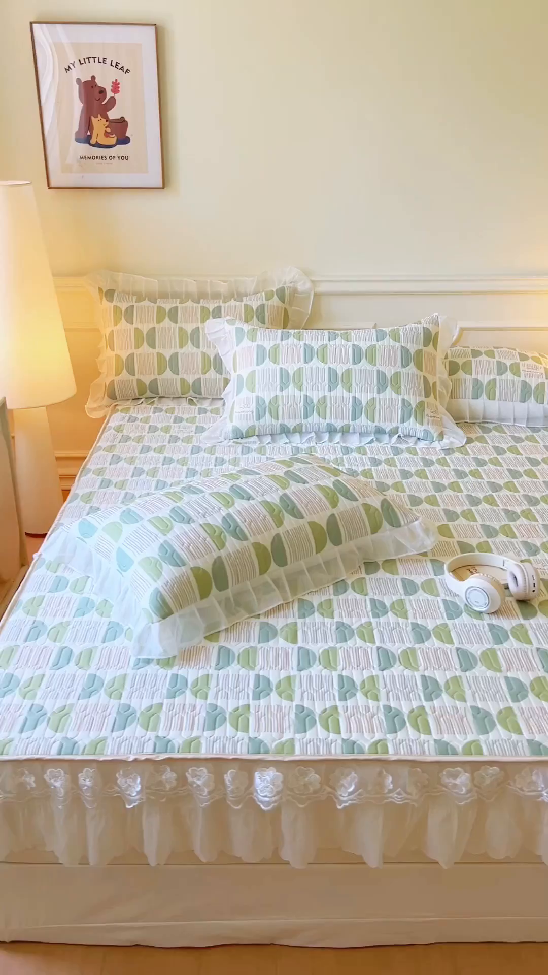 91家纺网 家纺一手货源 找家纺 网红馆（ck家纺） 2026新款凉感丝床笠式床裙款乳胶乳印花凉席 圆梦 绿