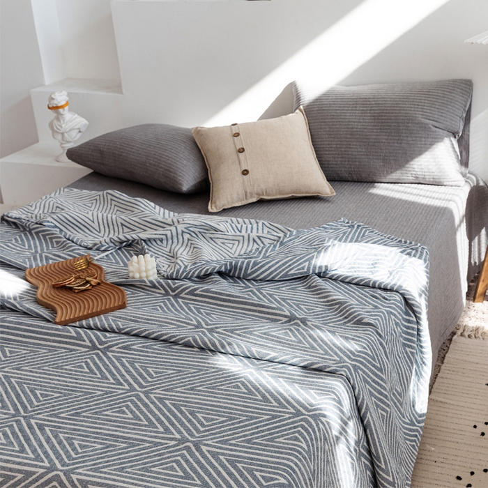 91家纺网 家纺一手货源 找家纺 朴尔家纺-毛巾被 2026春夏新款加厚三层水洗棉全棉纯棉纱布毛巾被夏被夏凉被空调被 等边三角-兰