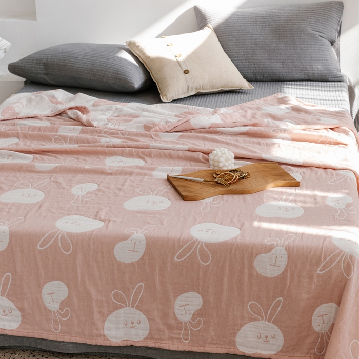 91家纺网 家纺一手货源 找家纺 朴尔家纺-毛巾被 2026春夏新款加厚三层水洗棉全棉纯棉纱布毛巾被夏被夏凉被空调被 灵动兔-粉