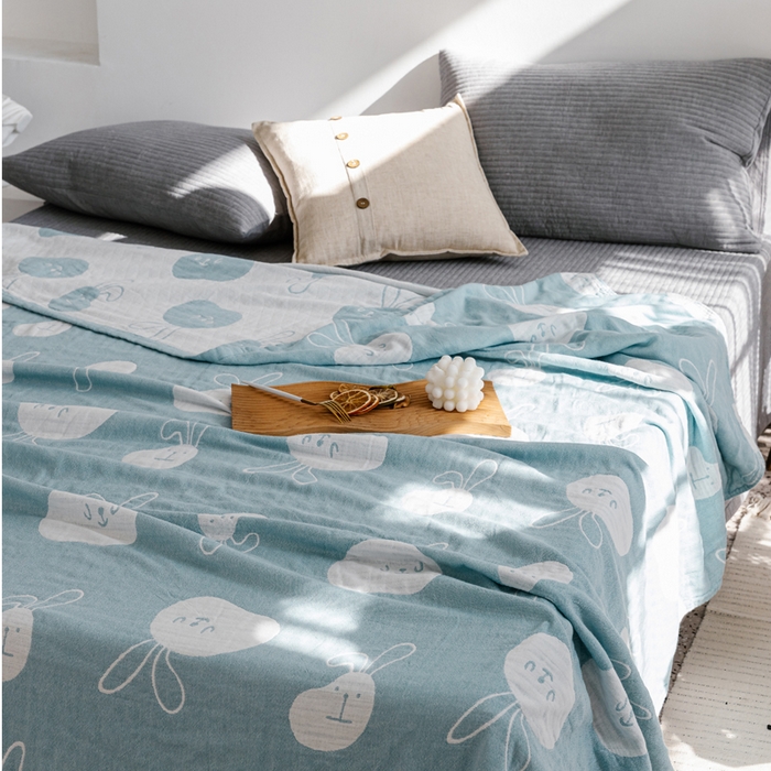 91家纺网 家纺一手货源 找家纺 朴尔家纺-毛巾被 2026春夏新款加厚三层水洗棉全棉纯棉纱布毛巾被夏被夏凉被空调被 灵动兔-兰