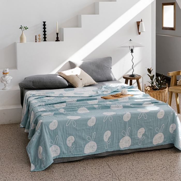 91家纺网 家纺一手货源 找家纺 朴尔家纺-毛巾被 2026春夏新款加厚三层水洗棉全棉纯棉纱布毛巾被夏被夏凉被空调被 灵动兔-兰