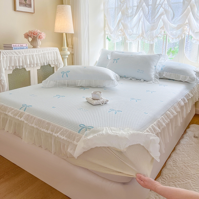 91家纺网 家纺一手货源 找家纺 网红馆（ck家纺） 2026新款小清新床笠式床裙豆豆凉席三件套 甜心蝴蝶-天蓝