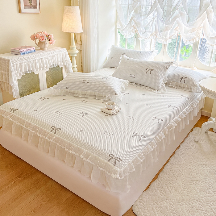 91家纺网 家纺一手货源 找家纺 网红馆（ck家纺） 2026新款小清新床笠式床裙豆豆凉席三件套 甜心蝴蝶-灰