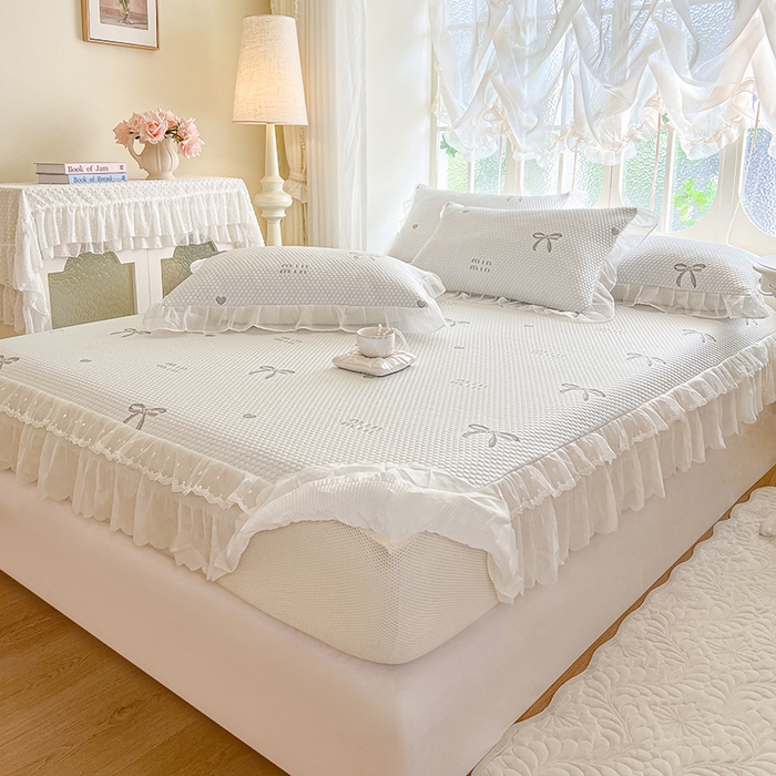 91家纺网 家纺一手货源 找家纺 网红馆（ck家纺） 2026新款小清新床笠式床裙豆豆凉席三件套 甜心蝴蝶-灰