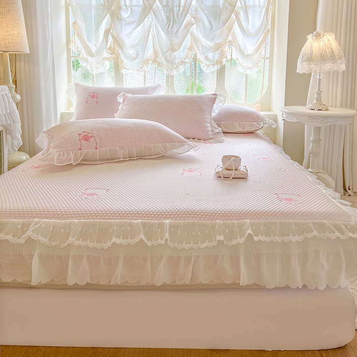 91家纺网 家纺一手货源 找家纺 网红馆（ck家纺） 2026新款小清新床笠式床裙豆豆凉席三件套 可爱巴拉-粉