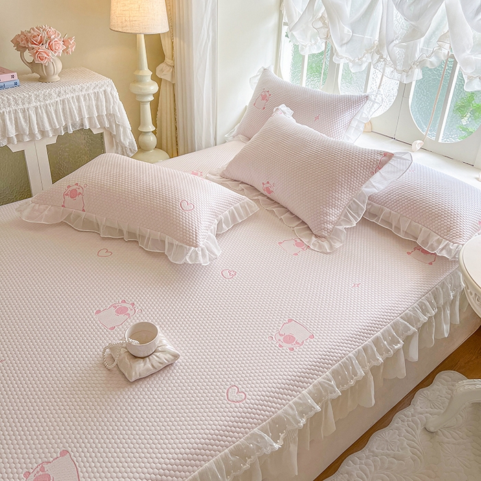 91家纺网 家纺一手货源 找家纺 网红馆（ck家纺） 2026新款小清新床笠式床裙豆豆凉席三件套 可爱巴拉-粉