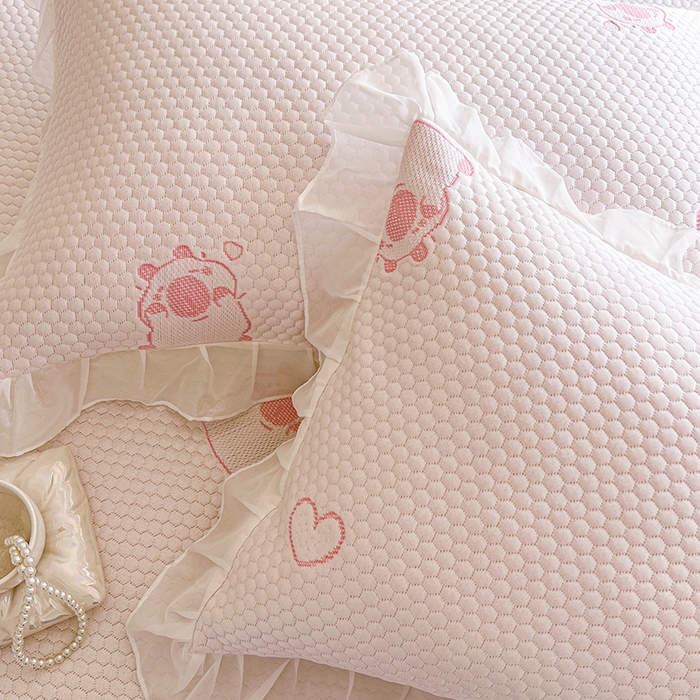 91家纺网 家纺一手货源 找家纺 网红馆（ck家纺） 2026新款小清新床笠式床裙豆豆凉席三件套 可爱巴拉-粉