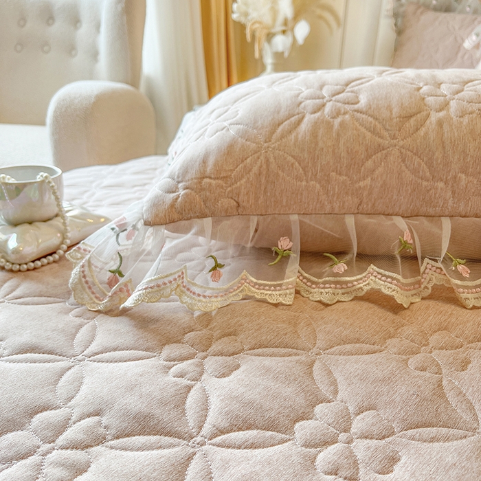 91家纺网 家纺一手货源 找家纺 网红馆（ck家纺） 2026新款色织蕾丝边床裙款床笠 奶茶色