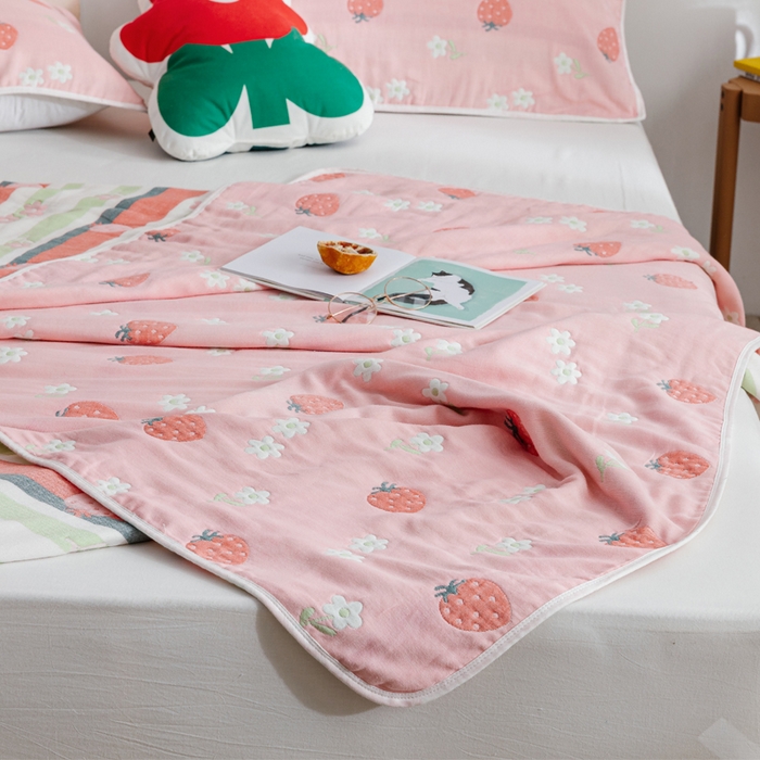 91家纺网 家纺一手货源 找家纺 朴尔家纺-毛巾被 2026春夏新款六层全棉纯棉纱布毛巾被夏被夏凉被空调被 甜甜草莓-粉