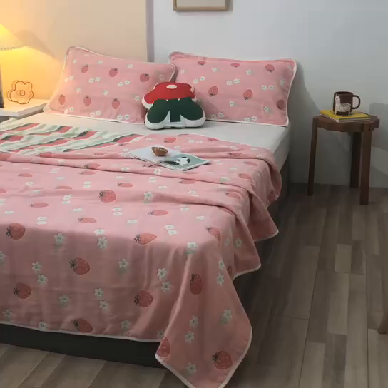 91家纺网 家纺一手货源 找家纺 朴尔家纺-毛巾被 2026春夏新款六层全棉纯棉纱布毛巾被夏被夏凉被空调被 甜甜草莓-粉