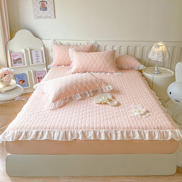 91家纺网 家纺一手货源 找家纺 （总）网红馆（ck家纺） 2026新款优舒棉花边床裙床笠--蜜糖熊