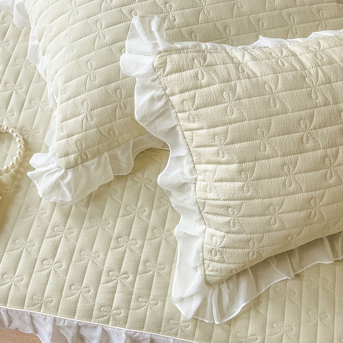 91家纺网 家纺一手货源 找家纺 网红馆（ck家纺） 2026新款优舒棉花边床裙床笠--蜜糖熊 蜜糖熊-黄