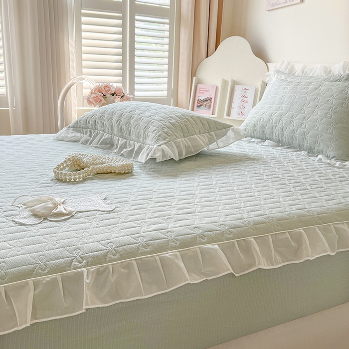 91家纺网 家纺一手货源 找家纺 网红馆（ck家纺） 2026新款优舒棉花边床裙床笠--蜜糖熊 蜜糖熊-绿