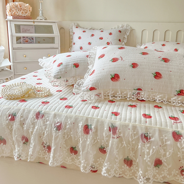 91家纺网 家纺一手货源 找家纺 网红馆（ck家纺） 2026新款泡泡棉印花床笠三件套 甜心草莓