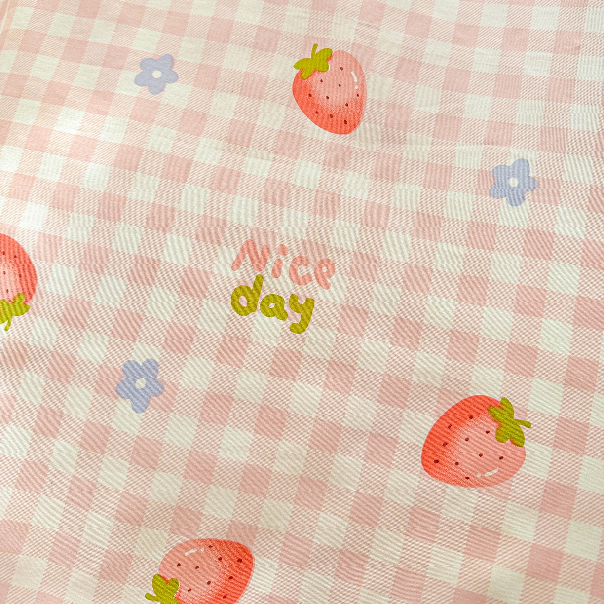 91家纺网 家纺一手货源 找家纺 恩泽家纺 2026春夏新款全棉纯棉12868印花四件套及单品系列-单床单床单单件 草莓季