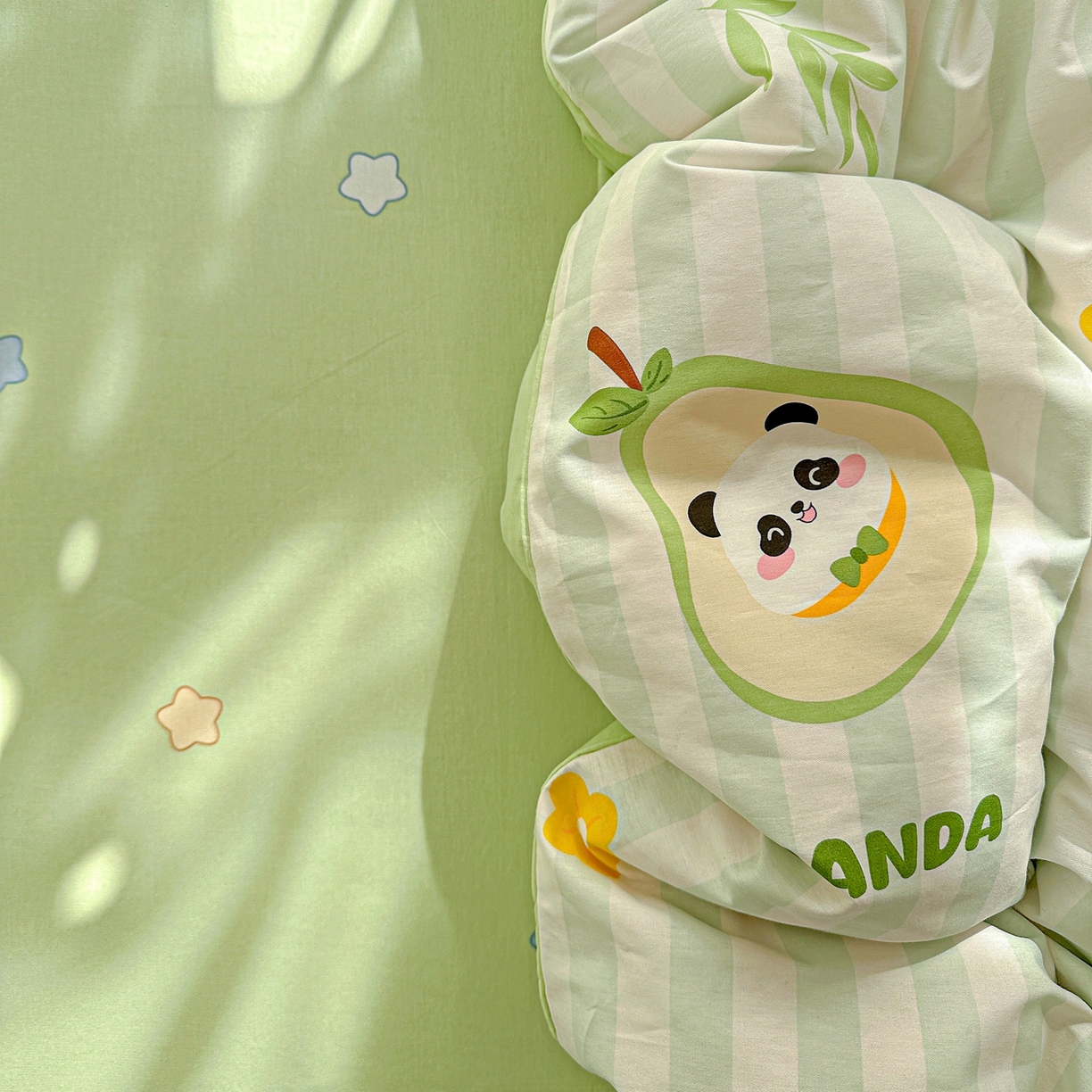 91家纺网 家纺一手货源 找家纺 恩泽家纺 2026春夏新款全棉12868印花四件套单品系列-单被套-提供买家秀，预留缩水率 熊猫与牛油果