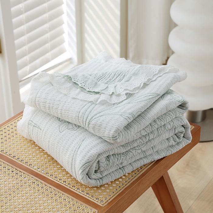 91家纺网 家纺一手货源 找家纺 朴尔家纺-毛巾被 2026春夏新款韩式花边纯棉竹纤维加大成人纱布毛巾被夏被夏凉被空调被 怒放-绿毛巾被