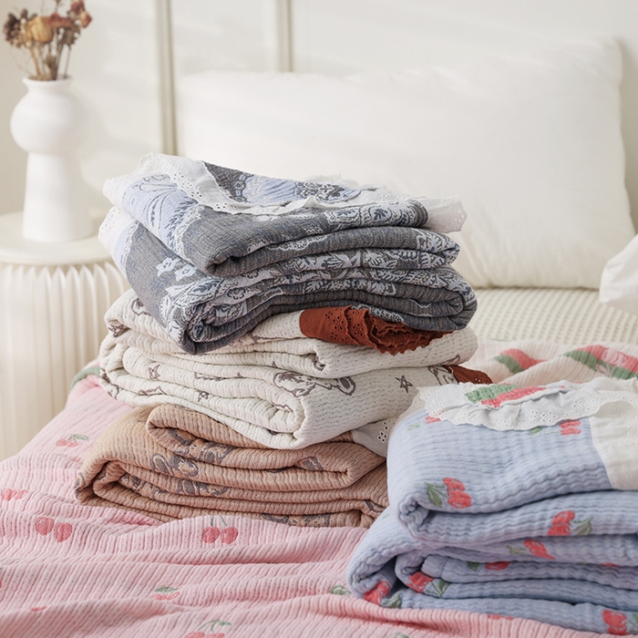 91家纺网 家纺一手货源 找家纺 朴尔家纺-毛巾被 2026春夏新款韩式花边纯棉竹纤维加大成人纱布毛巾被夏被夏凉被空调被 组合图仅供展示不可下单