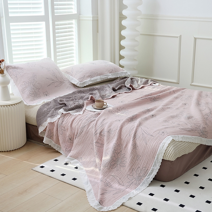 91家纺网 家纺一手货源 找家纺 朴尔家纺-毛巾被 2026春夏新款韩式花边纯棉竹纤维加大成人纱布毛巾被夏被夏凉被空调被 怒放-粉毛巾被