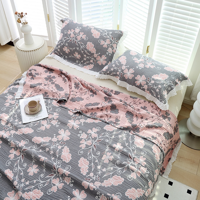 91家纺网 家纺一手货源 找家纺 朴尔家纺-毛巾被 2026春夏新款韩式花边纯棉竹纤维加大成人纱布毛巾被夏被夏凉被空调被 藤蔓之恋--毛巾被