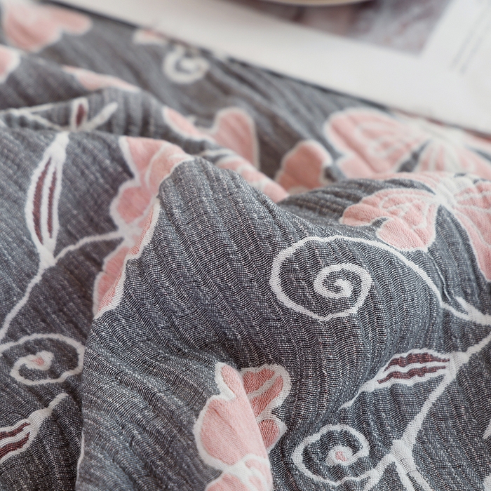 91家纺网 家纺一手货源 找家纺 朴尔家纺-毛巾被 2026春夏新款韩式花边纯棉竹纤维加大成人纱布毛巾被夏被夏凉被空调被 藤蔓之恋--毛巾被